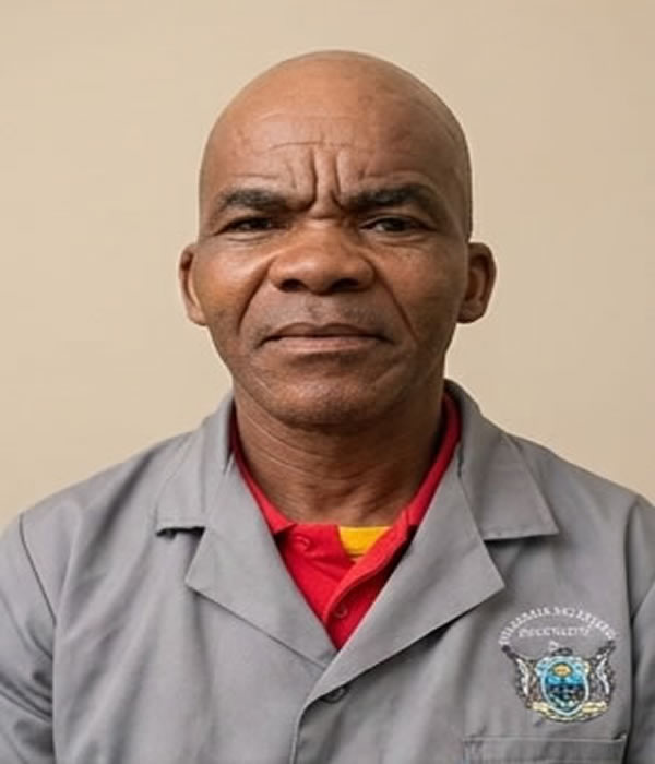 Kholisile V Tshwati(Mr)